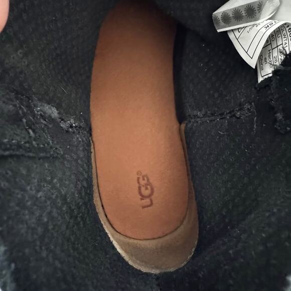 UGG Classic Mini Perforated Suede Boots – Black, Women’s Size 9 - Picture 6 of 9